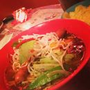 994309_621419071221976_1207452947_s